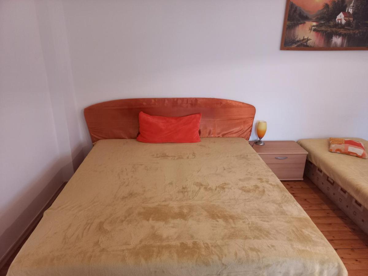 Penzionek U Frantiska Marenice Buitenkant foto